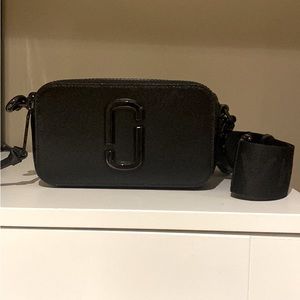 Marc Jacobs black on black cross body